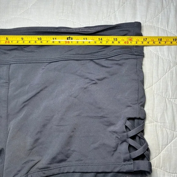 Kona Sol Swim Shorts Bottoms Gray Lattice Side Cutout Summer Athletic Large - Picture 6 of 7